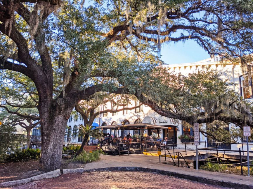 Vics on the River Restaurant Factors Walk Riverside Savannah Georgia 1